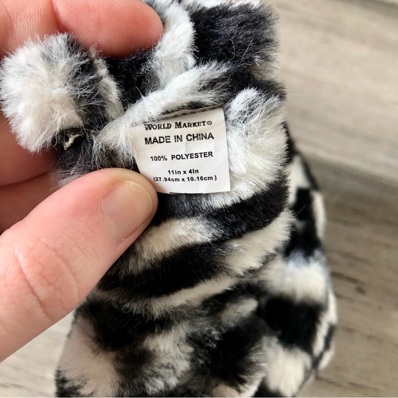 World Market Check Print Fuzzy Faux Fur Headband Head Wrap Earmuff - Picture 5 of 5